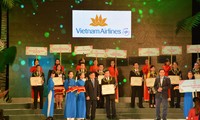Vietnam Airlines nhận nhiều giải lớn tại Ngày hội Du lịch TP HCM