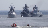 Các tàu khu trục và tàu hộ vệ tên lửa hiện đại của Hạm đội Baltic. Ảnh: Reuters.