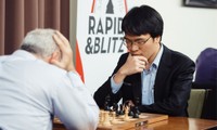 Quang Liêm cầm Đen nhưng luôn gây được khó khăn cho Kasparov. Ảnh: GCT.