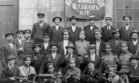 Đơn vị Cận vệ Đỏ của nhà máy Vulkan ở thủ đô Petrograd (đế chế Nga) vào tháng 10/1917. Ảnh: Telesurtv.
