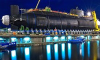 Khám phá tàu ngầm hạt nhân lớn nhất thế giới HMS Artful