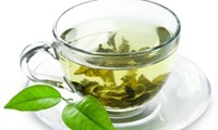 Mang thai uống trà xanh và collagen có hại không?
