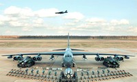 Máy bay B-52 thực sự là kho bom đạn bay trên không.