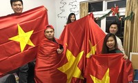 CĐV Việt Nam chuẩn bị kéo tới sân Thường Châu cổ vũ cho thầy trò HLV Park Hang Seo