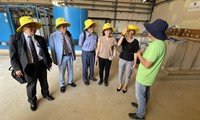 Đoàn công tác của Uỷ ban về người Việt Nam ở nước ngoài TPHCM đến thăm, chúc Tết tại Công ty TNHH Xử lý Chất thải Việt Nam. 