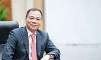 Ông Phạm Nhật Vượng - Tỷ phú Việt Nam duy nhất trong “bảng vàng” chống dịch của Forbes