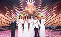 Top 3 Hoa hậu Việt Nam 2020 rực rỡ cùng hoa tương 1989 Florist