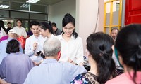 Top 3 Hoa Hậu Việt Nam 2020 và Người đẹp Nhân ái thực hiện chuyến đi từ thiện đầu tiên