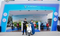 Người dùng cả nước háo hức lái thử xe máy điện quốc dân VinFast Evo200
