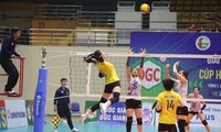 Nữ Ninh Bình Lienvietpostbank xuất sắc đánh bại Than Quảng Ninh tại Vòng 1 Giải Bóng chuyền VĐQG