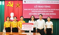 Agribank Nam Nghệ An ủng hộ hơn 1,6 tỷ đồng hỗ trợ xây dựng nhà ở cho người nghèo
