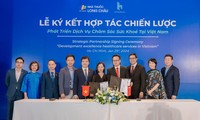 FPT Long Châu, IHH Healthcare Singapore cùng xây hệ sinh thái chăm sóc sức khỏe