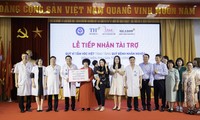 Quỹ Vì Tầm Vóc Việt tài trợ gần 1 tỷ đồng cho Bệnh viện Phụ sản Trung ương