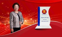 Chủ tịch Tập đoàn BRG được tôn vinh với Giải thưởng Thành tựu ASEAN-BAC 