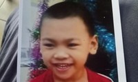 Bé trai mất tích mới 4 tuổi