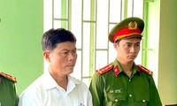 Bắt giam hai nguyên Chánh Văn phòng HĐND - UBND huyện ở Bình Phước