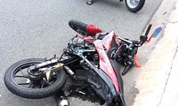Nam thanh niên tử vong bất thường cạnh xe máy