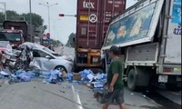 Video nguyên nhân vụ tai nạn liên hoàn trên quốc lộ 13