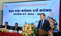 Ông Trần Anh Tú phát biểu ở đại hội đồng cổ đông nhiệm kỳ 2023 - 2026 của Công ty VPF