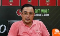 HLV Nguyễn Đức Thắng trả lời họp báo sau trận đấu với LPB HAGL.