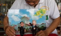 Thầy giáo dùng vỏ trứng tạo hình hai lãnh đạo Trump và Kim 
