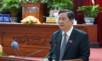 Chủ tịch HĐND thành phố Cần Thơ Phạm Văn Hiểu phát biểu tại kỳ họp.