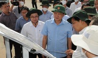 Phó Thủ tướng Lê Minh Khái kiểm tra một số dự án tại Cần Thơ