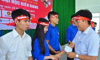 20 suất học bổng đến với sinh viên nghèo tại Chủ Nhật Đỏ Kiên Giang