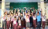 Hàng nghìn phần quà đến với trẻ em ĐBSCL vui Trung thu
