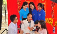 Hoa khôi Huỳnh Thúy Vi, Lê Thị Tường Vy tham gia các hoạt động đầy ý nghĩa