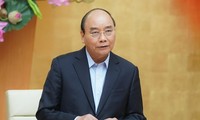 Thủ tướng Nguyễn Xuân Phúc kết luận cuộc họp Thường trực Chính phủ chiều 13/4 Ảnh: P.V