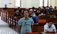 Diễn biến xét xử vụ án liên quan nhóm bị cáo tố &apos;chạy án&apos; 2,7 tỉ đồng tại Quảng Bình