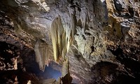 Phát hiện thêm 22 hang động lung linh huyền ảo tại Quảng Bình 