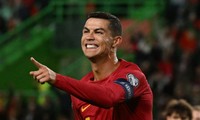 Top 10 cầu thủ ghi nhiều bàn thắng nhất cho ĐTQG: Ronaldo bỏ xa Messi