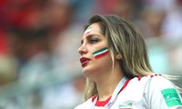 Say đắm với nhan sắc bóng hồng Iran trên khán đài World Cup