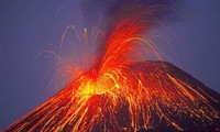 Top 5 vụ phun trào núi lửa kinh hoàng được camera ghi lại