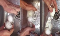 Cách bóc vỏ trứng luộc trong 30 giây
