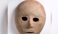 Chiếc mặt nạ cổ quý hiếm được tìm thấy.