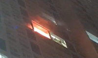 TPHCM: Cứu 19 người, hướng dẫn 150 người thoát khỏi đám cháy tầng 10 chung cư