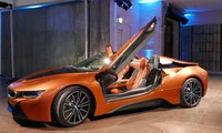 BMW i8 Roadster 2018 - Sứ mệnh khôi phục xe điện của BMW