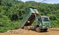 Lào Cai: Một công ty bị phạt 90 triệu đồng vì hành vi đổ đất thải ra môi trường