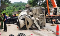 Tai nạn giao thông liên hoàn khiến 2 người tử vong ở Lào Cai
