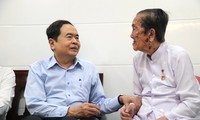 Phó Chủ tịch Quốc hội Trần Thanh Mẫn thăm và tặng quà Tết tại Kiên Giang