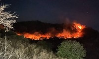 An Giang: Cháy lớn ở núi Cô Tô cùng nhiều tiếng nổ