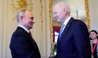 Tổng thống Nga Vladimir Putin và người đồng cấp Mỹ Joe Biden trong cuộc gặp ở Geneva. Ảnh: Sputnik 