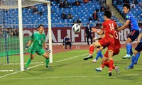 Các cầu thủ Việt Nam thể hiện tinh thần thi đấu kiên cường dù chênh lệch đẳng cấp, khiến người hâm mộ hài lòng ảnh: Mạnh Thắng 