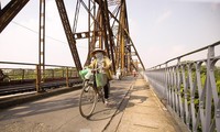 Cầu Long Biên chưa rõ mục đích sử dụng trong tương lai dẫn tới thực trạng ngày một xuống cấp Ảnh: Nguyễn Trọng Tài
