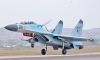 Máy bay tiêm kích SU-30K Flanker hạ cánh xuống sân bay Gwalior, Ấn ĐộẢnh: Fighterjetsworld