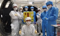 Các nhà khoa học trẻ tại Trung tâm Vũ trụ Việt Nam thuộc Viện Hàn lâm Khoa học và Công nghệ được cử đi đào tạo tại Nhật Bản nhưng khi về nước nhận chế độ đãi ngộ rất thấp 