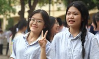 Những thí sinh thi tốt nghiệp THPT cuối cùng của chương trình giáo dục 2006 Ảnh: NGỌC TÚ